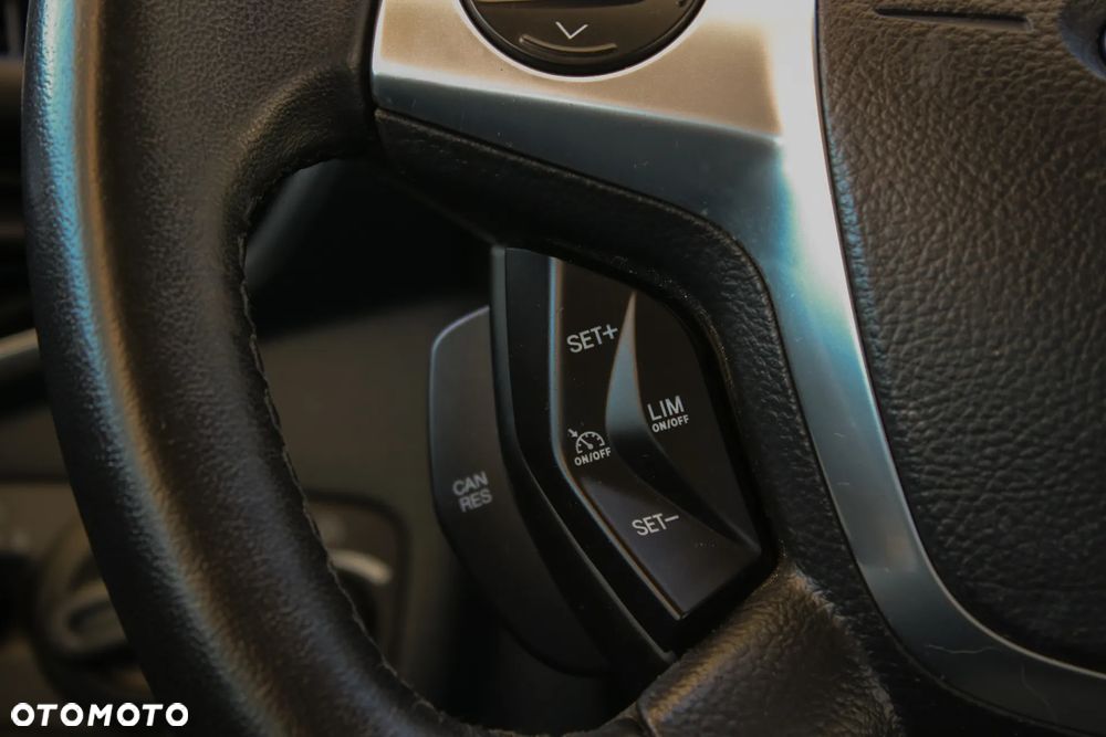 Ford C-MAX 1.6 Ti-VCT Titanium - 36