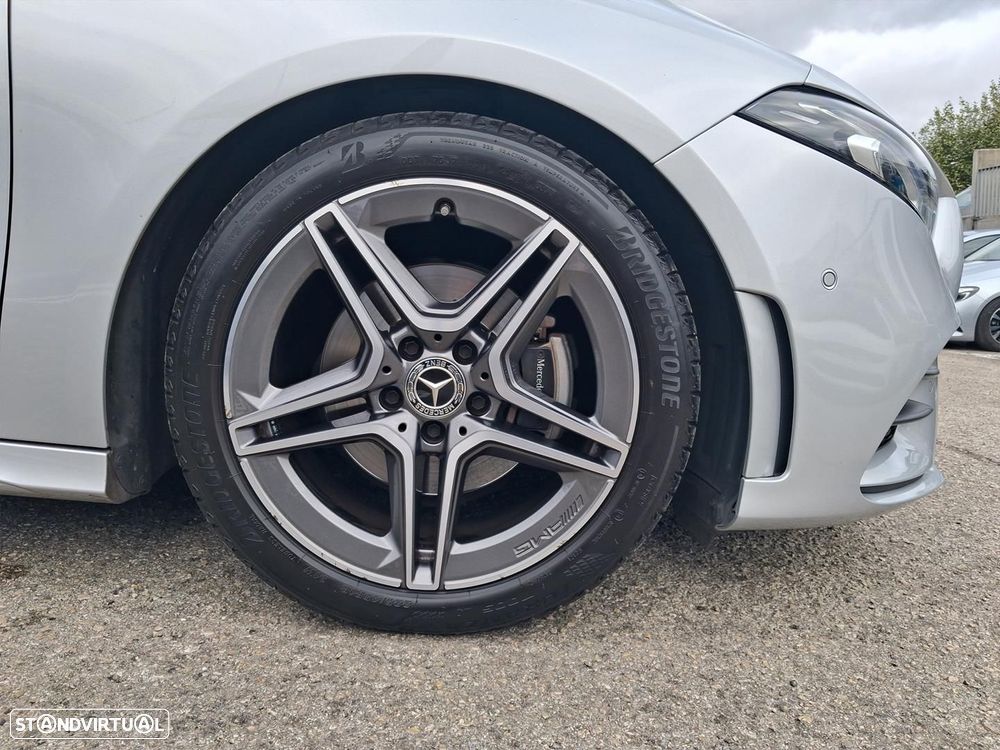 Mercedes-Benz A 200 AMG Line Aut. - 4