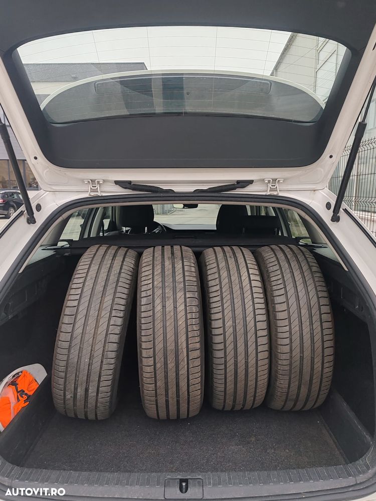 Skoda Octavia 2.0 TDI Ambition - 8