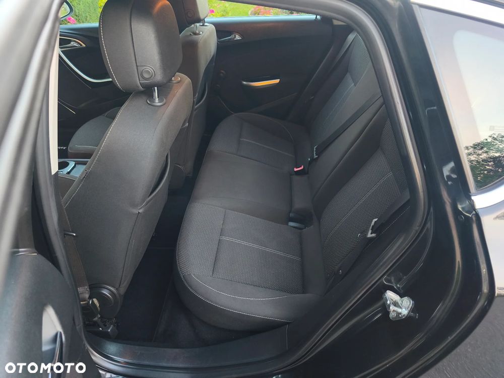 Opel Astra 1.4 T Cosmo - 21