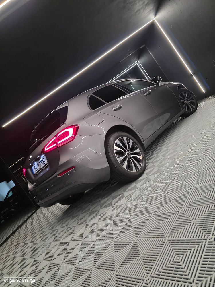 Mercedes-Benz A 250 e Progressive - 8