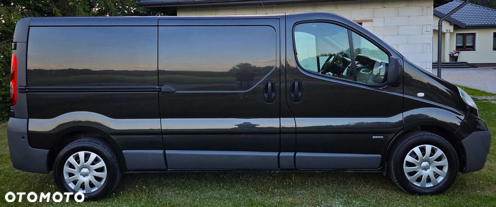 Opel Vivaro - 4