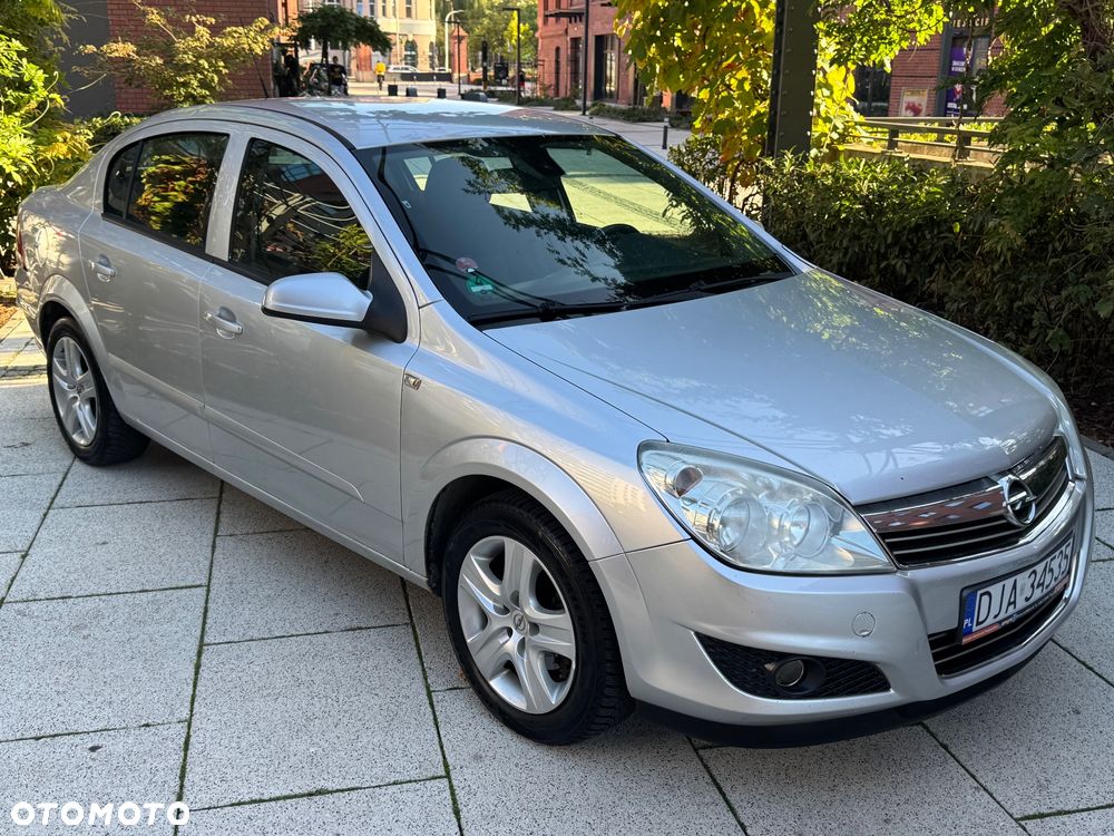 Opel Astra 1.6 Enjoy - 8