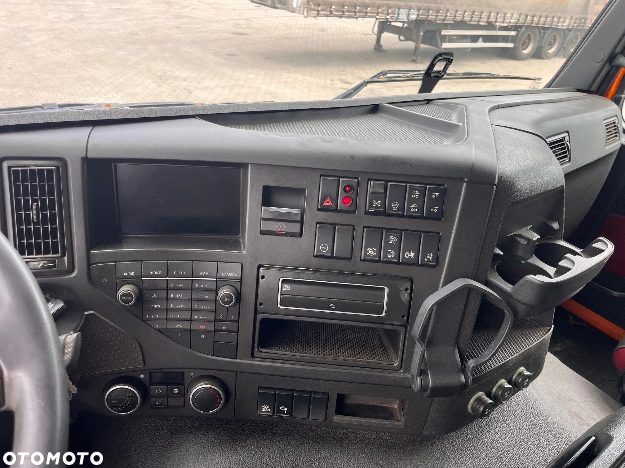 Volvo FMX - 10