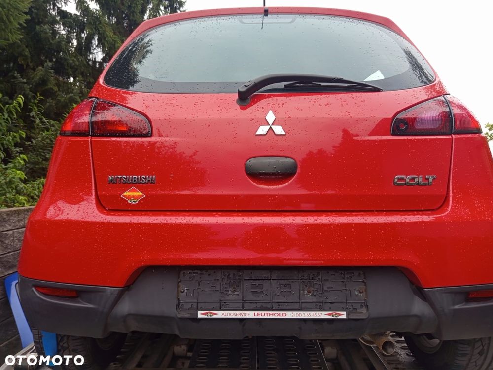Mitsubishi Colt - 7
