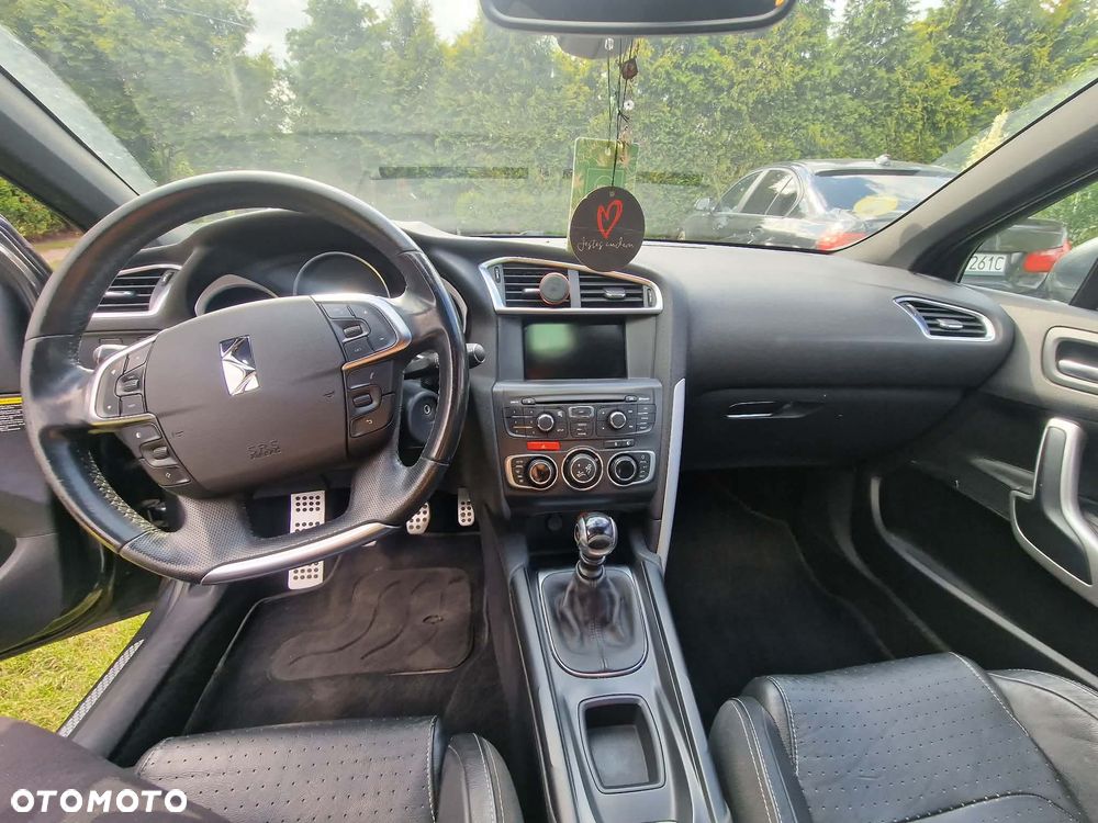 Citroën DS4 HDi 165 SportChic - 10