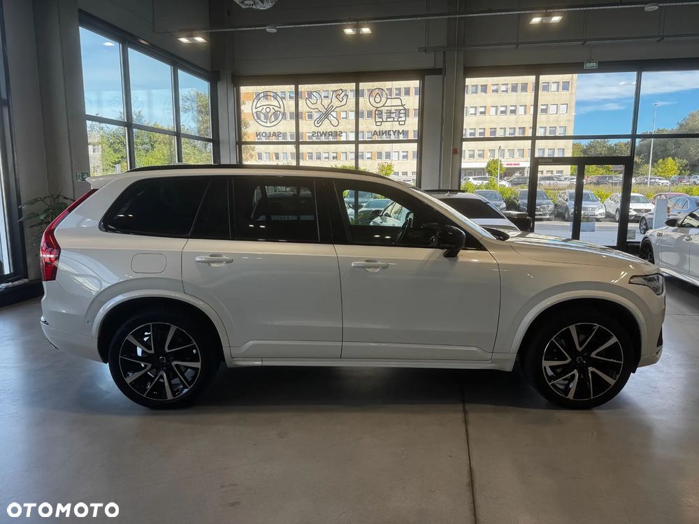 Volvo XC 90 B5 D AWD Ultimate Dark - 4