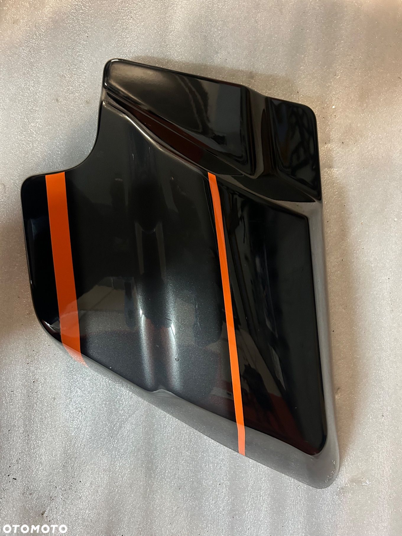Harley Davidson Turing osłona boczna boczek - 1