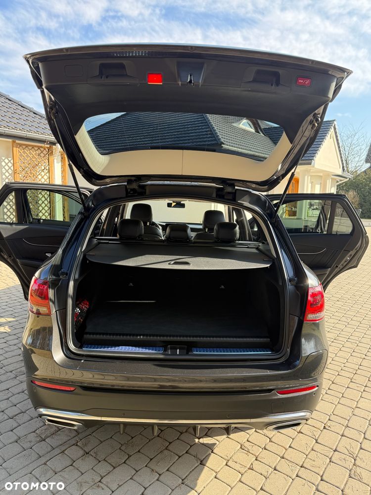 Mercedes-Benz GLC 300 de 4-Matic - 12