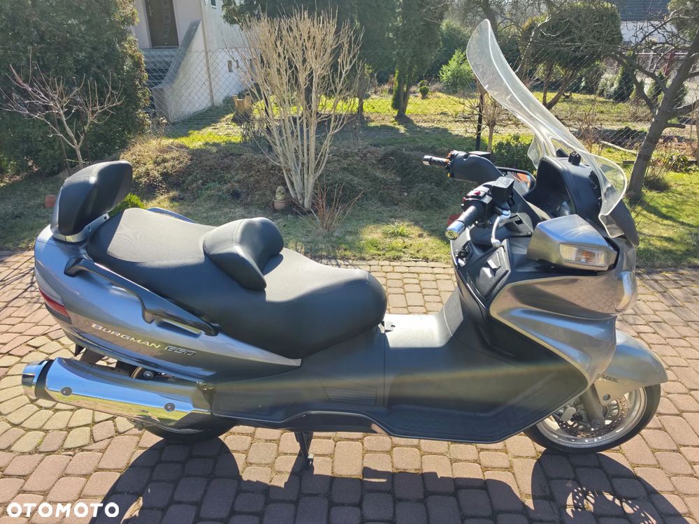 Suzuki Burgman - 1