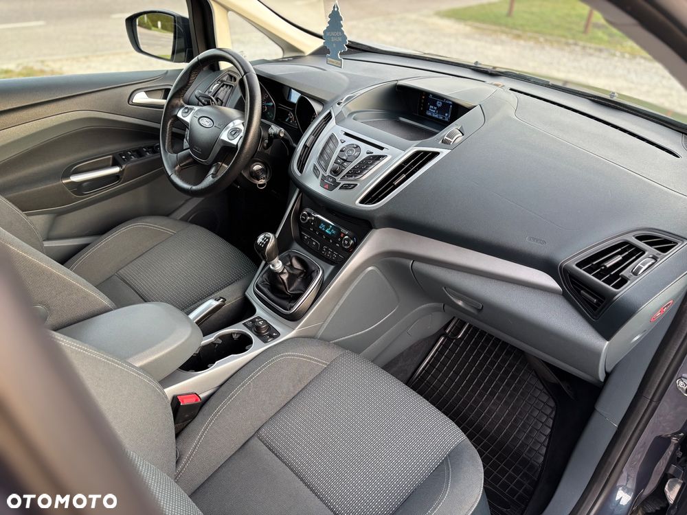 Ford C-MAX - 12