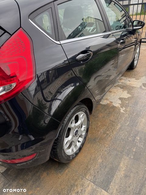 Ford Fiesta 1.25 Titanium - 13