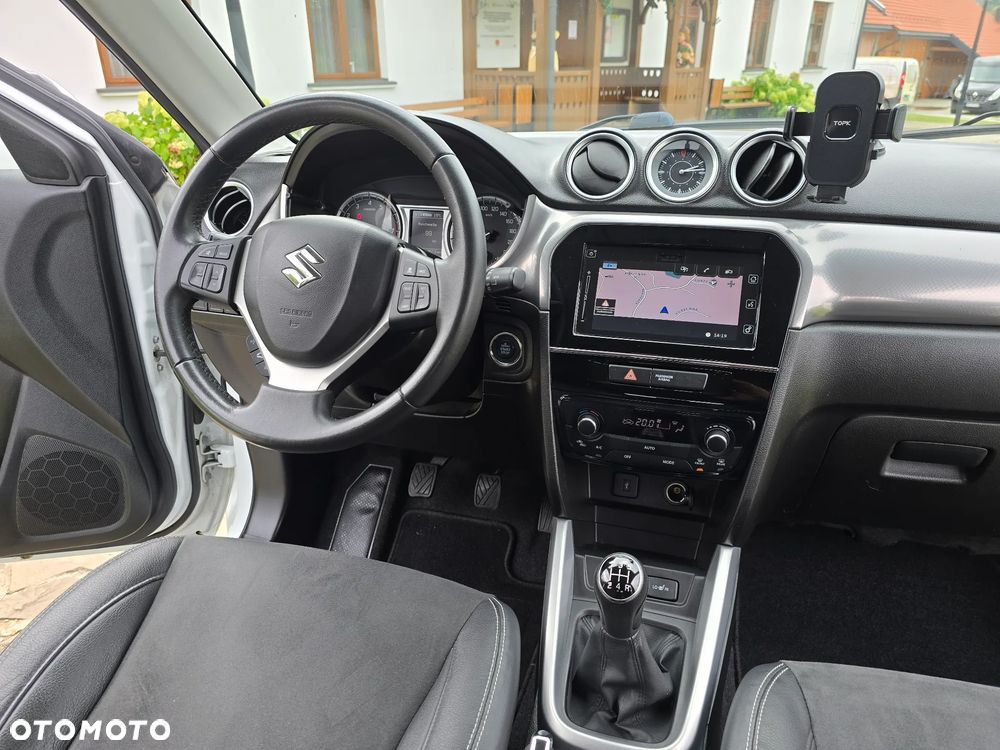 Suzuki Vitara 1.6 (4x4) Allgrip Comfort+ - 17