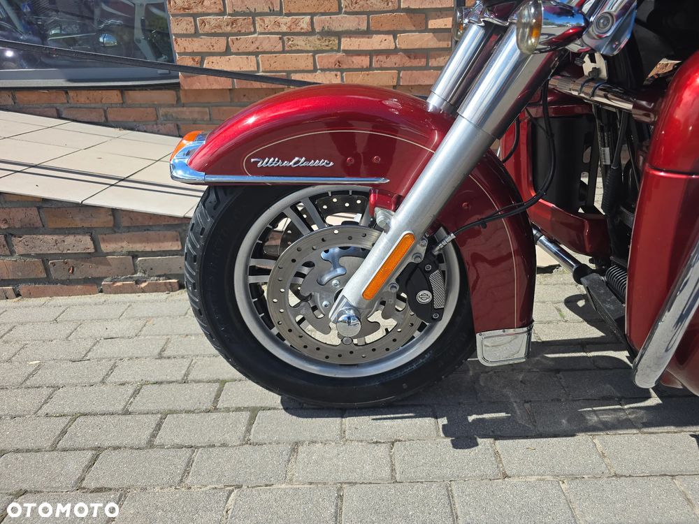 Harley-Davidson Street Glide Trike - 17