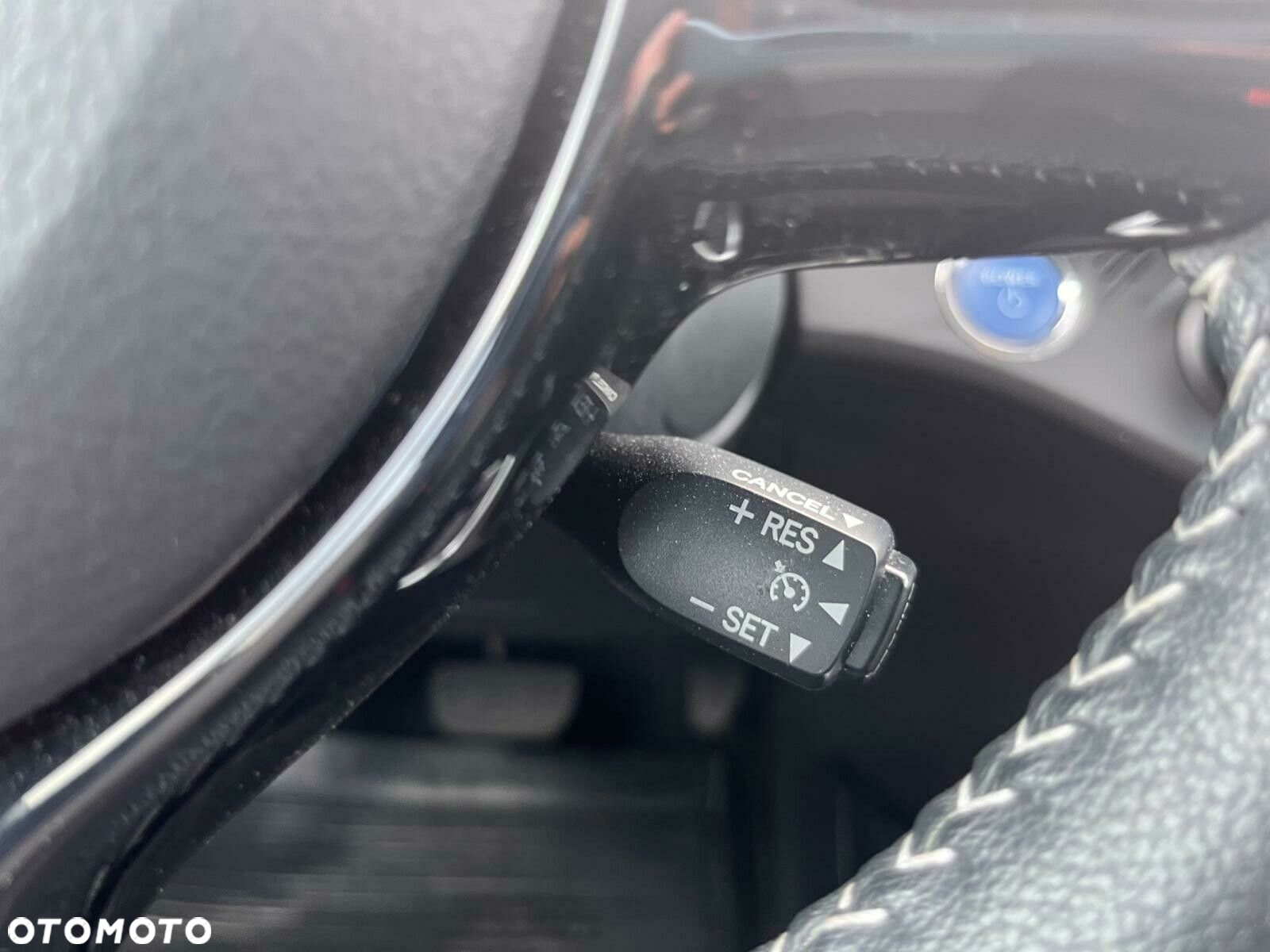 Toyota Yaris - 17