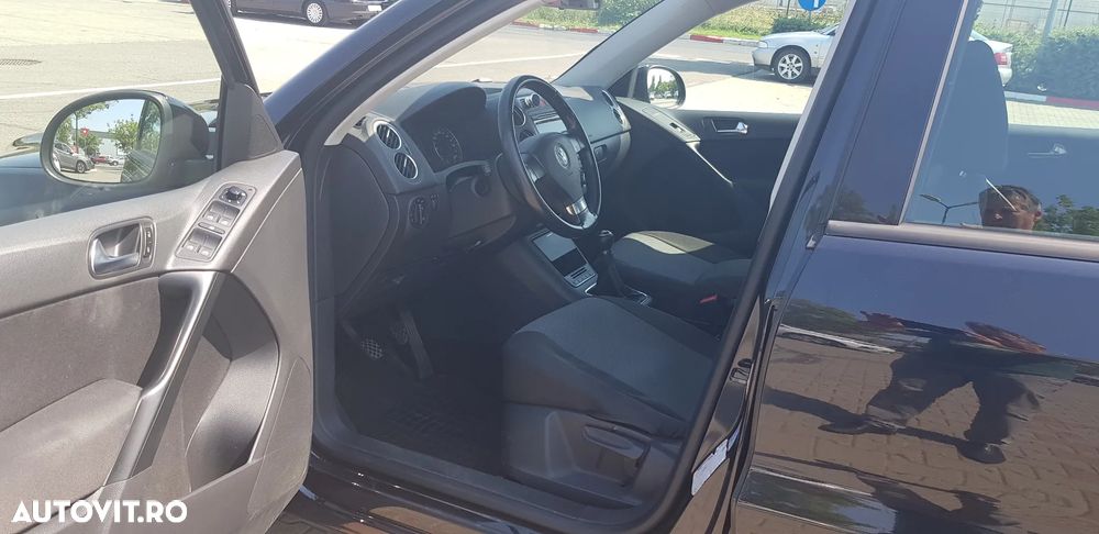 Volkswagen Tiguan 2.0 TDI CR DPF 4Motion Track&Field - 8