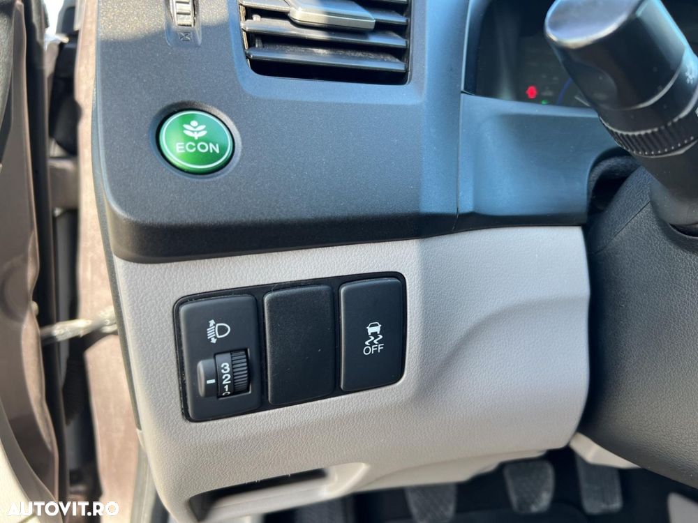 Honda Civic 1.8 i-VTEC Comfort - 24