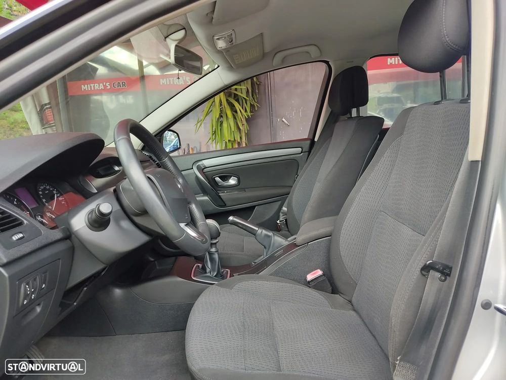 Renault Laguna Break 1.5 dCi Confort - 11