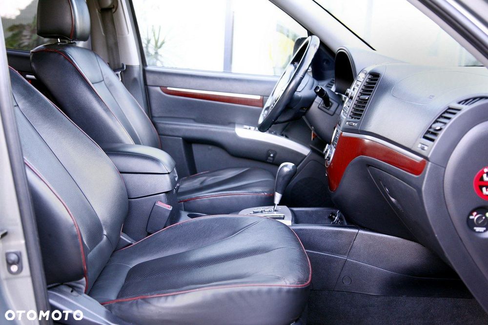 Hyundai Santa Fe - 12