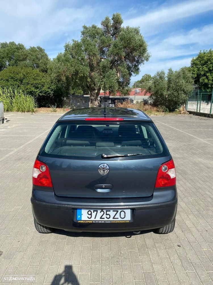 VW Polo - 2