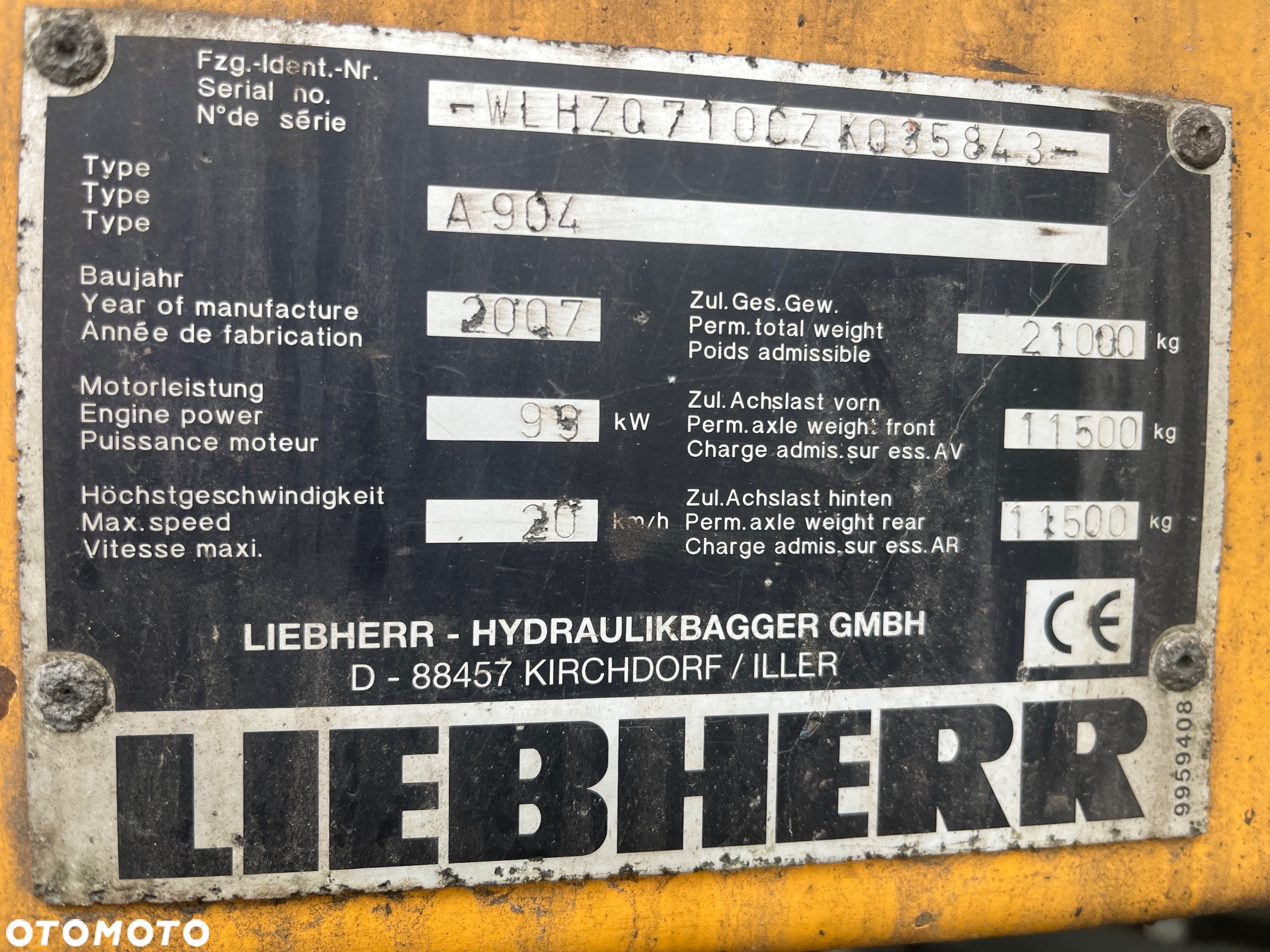 Liebherr A904C - 7