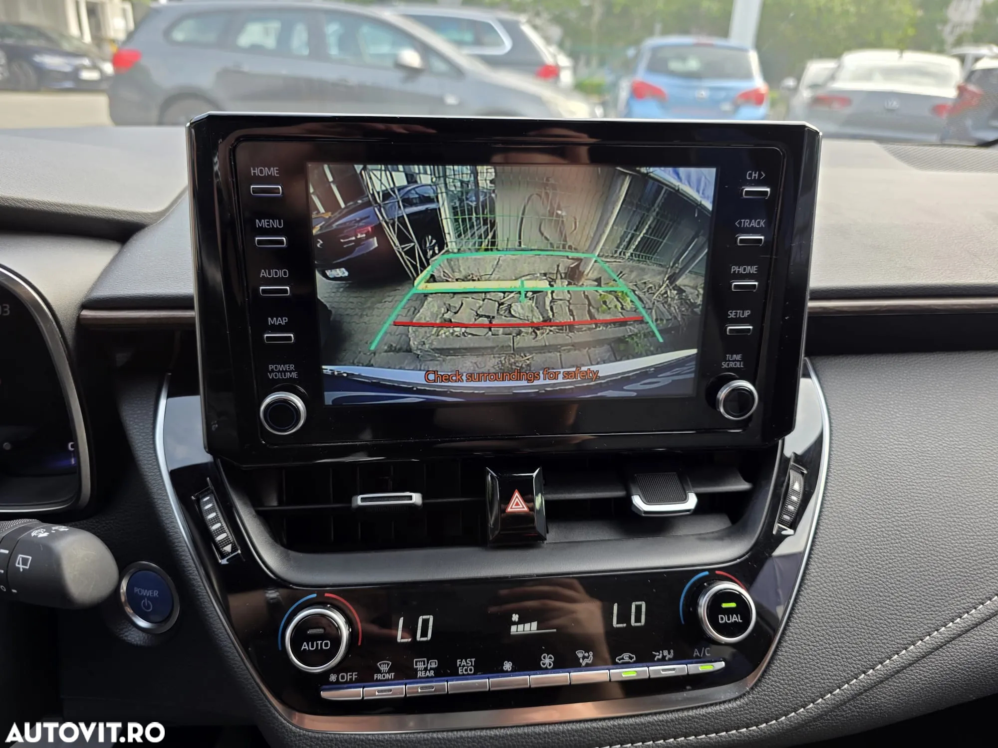 Toyota Corolla 2.0 Hybrid Touring Sports Business Edition - 17
