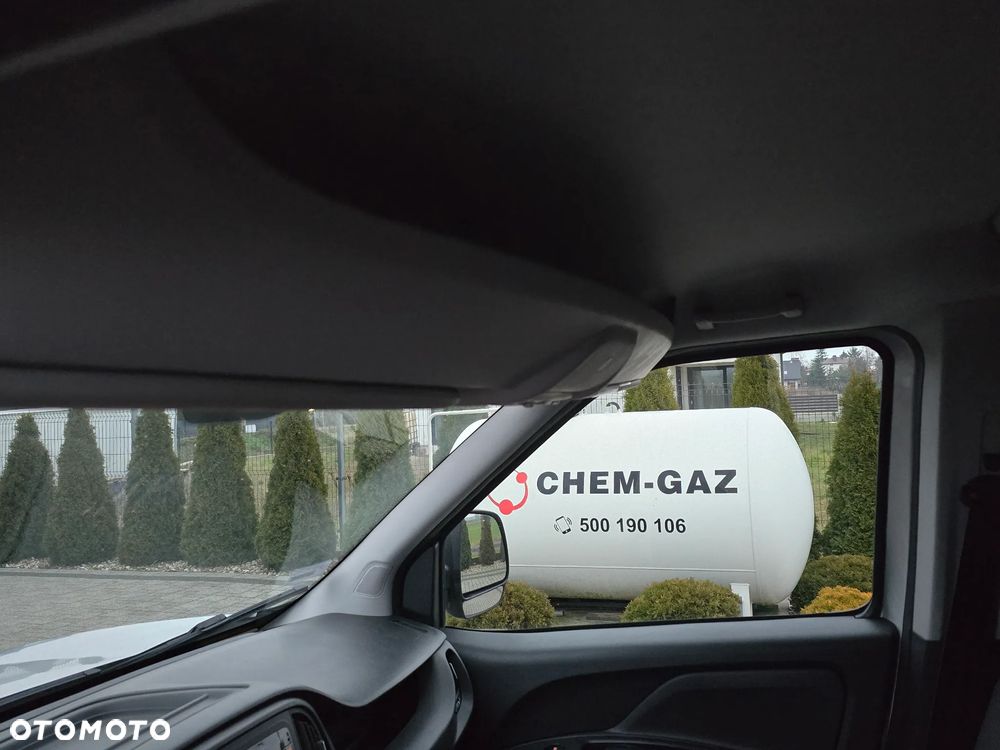 Fiat Doblo - 22