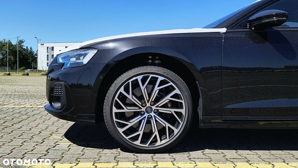 Audi S8 - 8