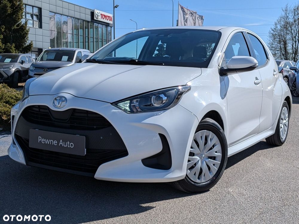 Toyota Yaris - 10