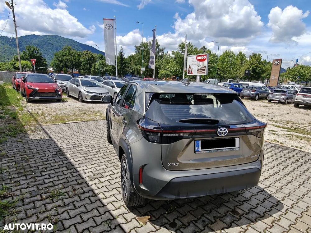 Toyota Yaris Cross - 2