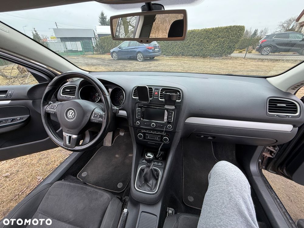 Volkswagen Golf 1.6 TDI BlueMotion Technology Comfortline - 11