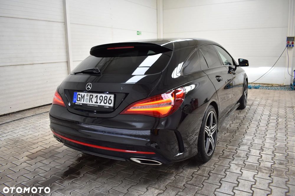 Mercedes-Benz CLA 250 4Matic 7G-DCT Sport - 12