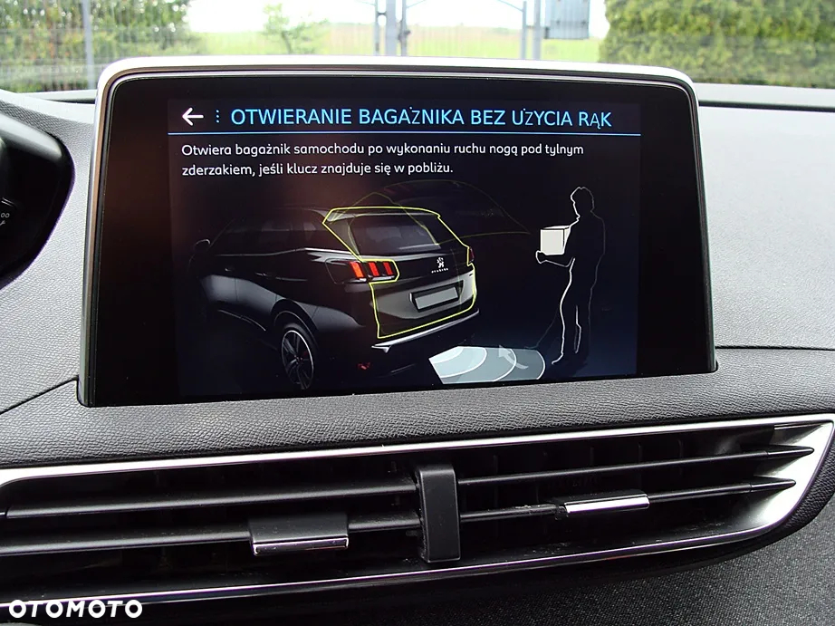 Peugeot 3008 BlueHDi 130 Stop & Start EAT8 Allure - 27