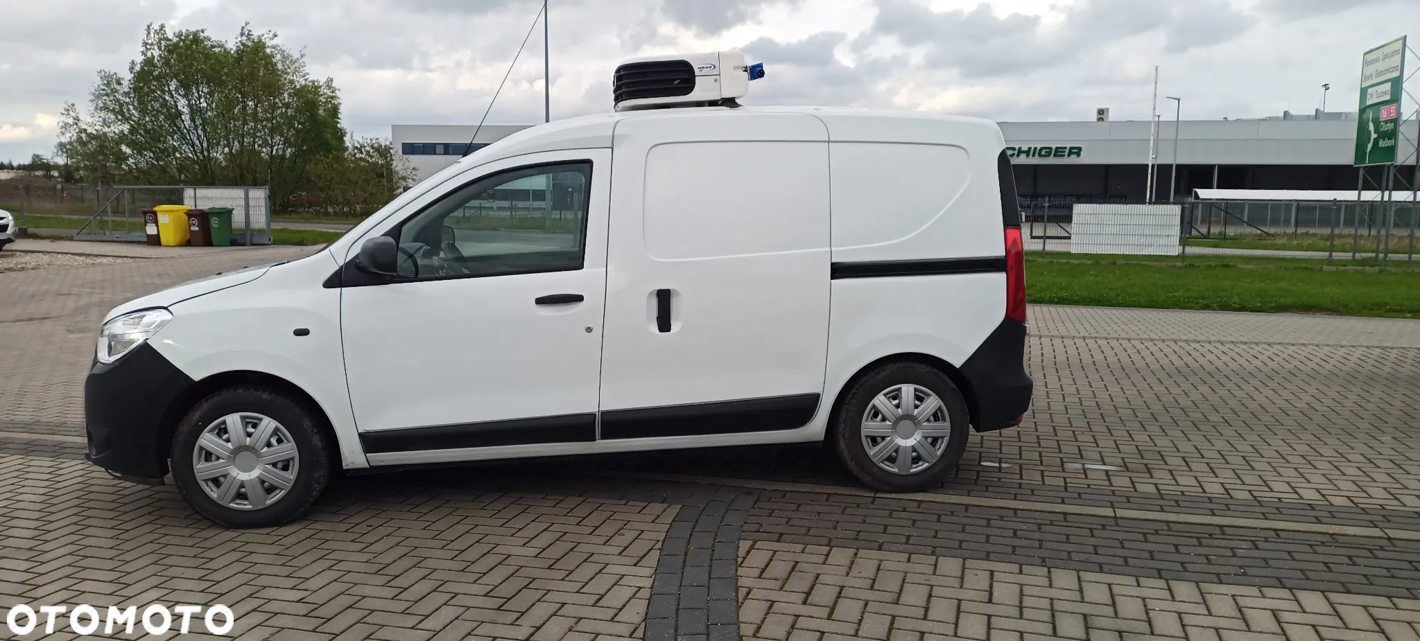 Dacia Dokker L2 Maxi Nowa Izoterma Chłodnia Mroźnia 2 x drzwi boczne Carrier 220V Lpg PL - 4