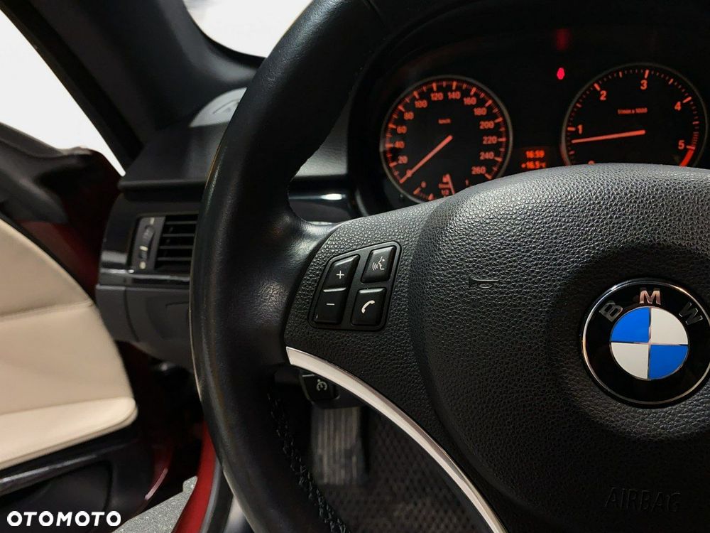 BMW Seria 3 - 22