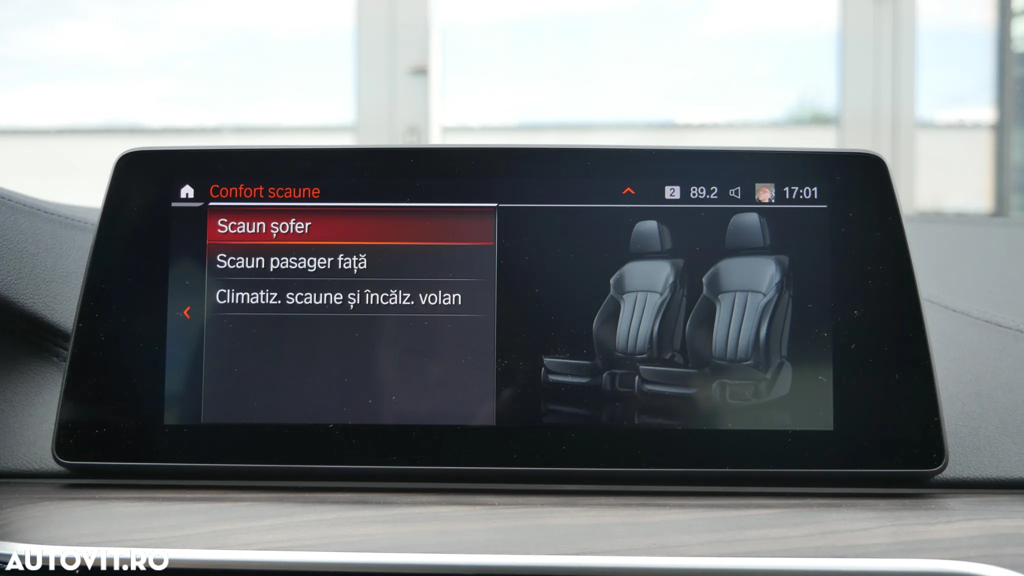 BMW Seria 5 530i Aut. Luxury Line - 36