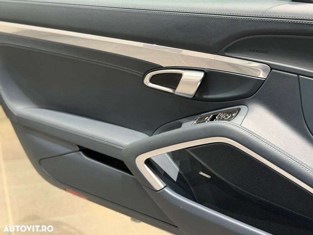 Porsche Boxster 718 PDK - 14