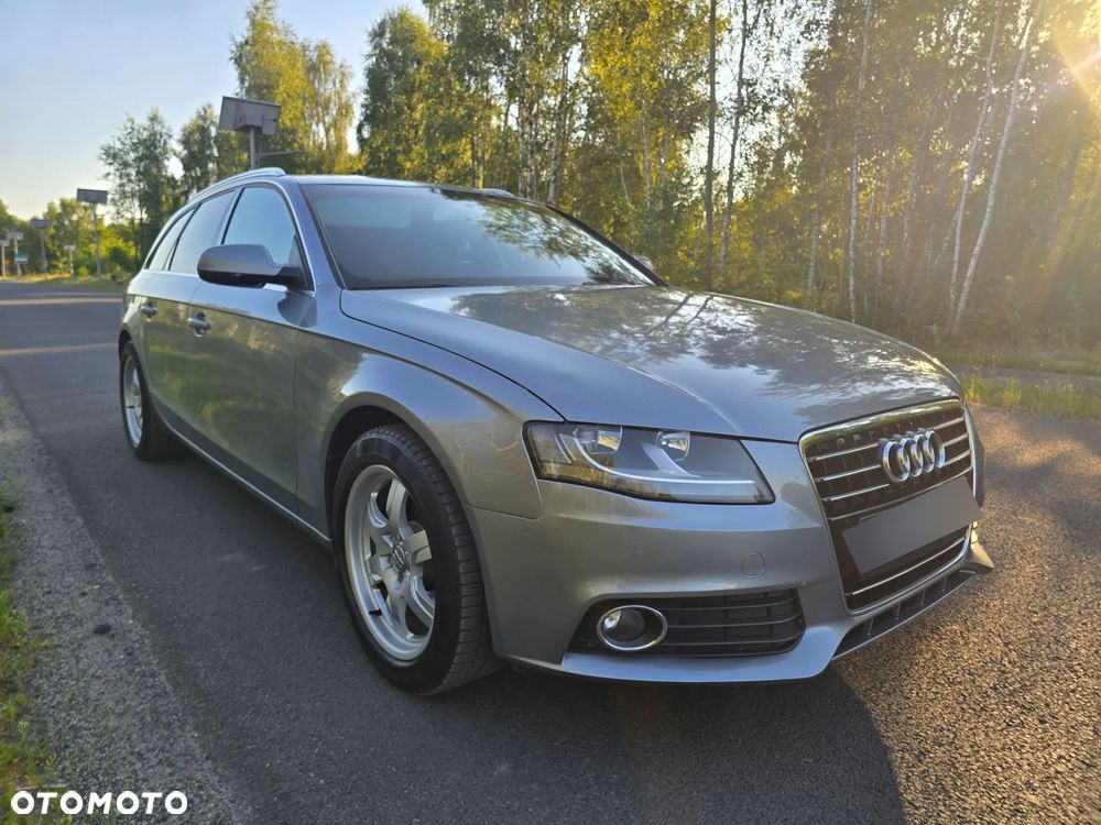 Audi A4 Avant - 11