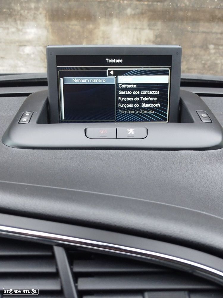 Peugeot 3008 1.2 PureTech Allure - 11