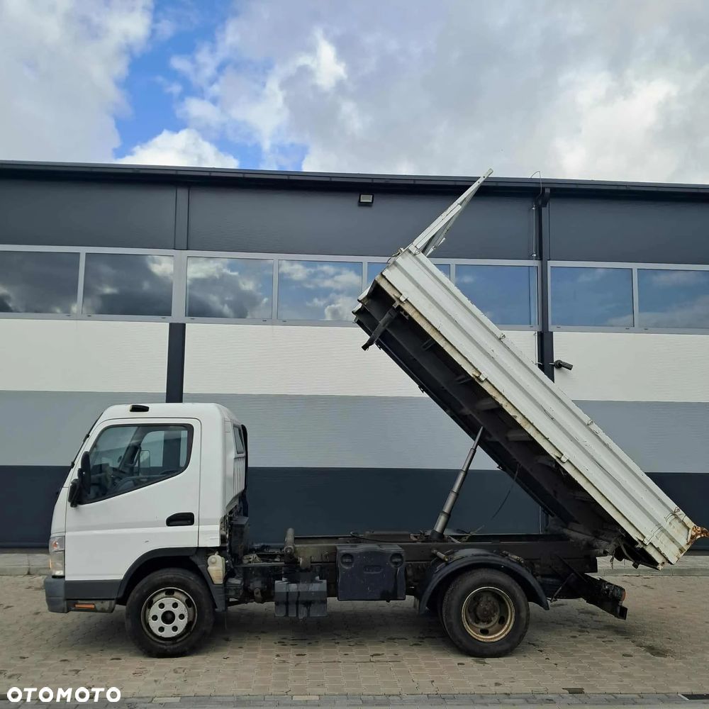 Mitsubishi Canter - 2