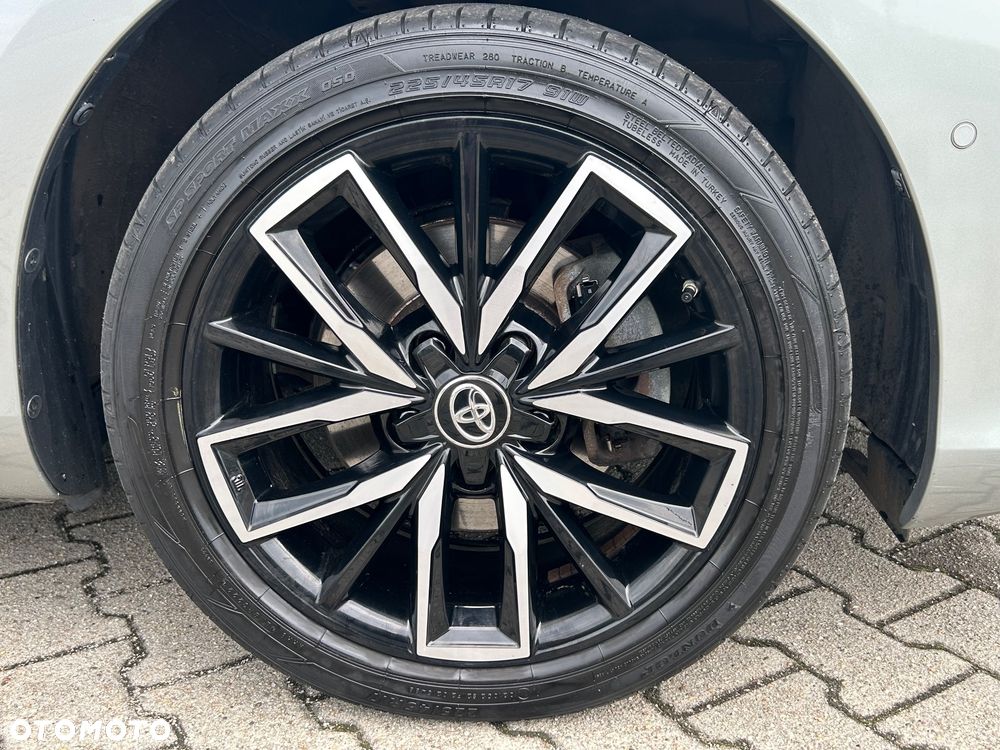 Toyota Auris Hybrid 135 Prestige - 6