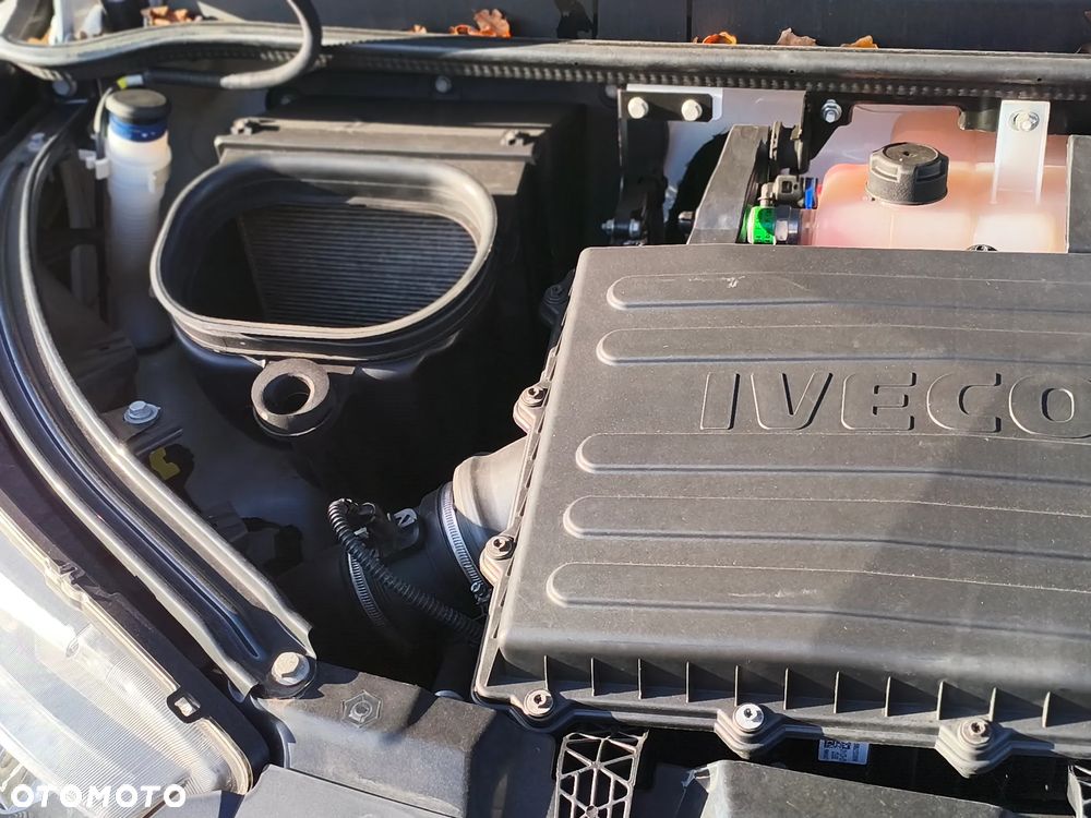 Iveco Daily 35S16A8V MAX długi, automat - 12