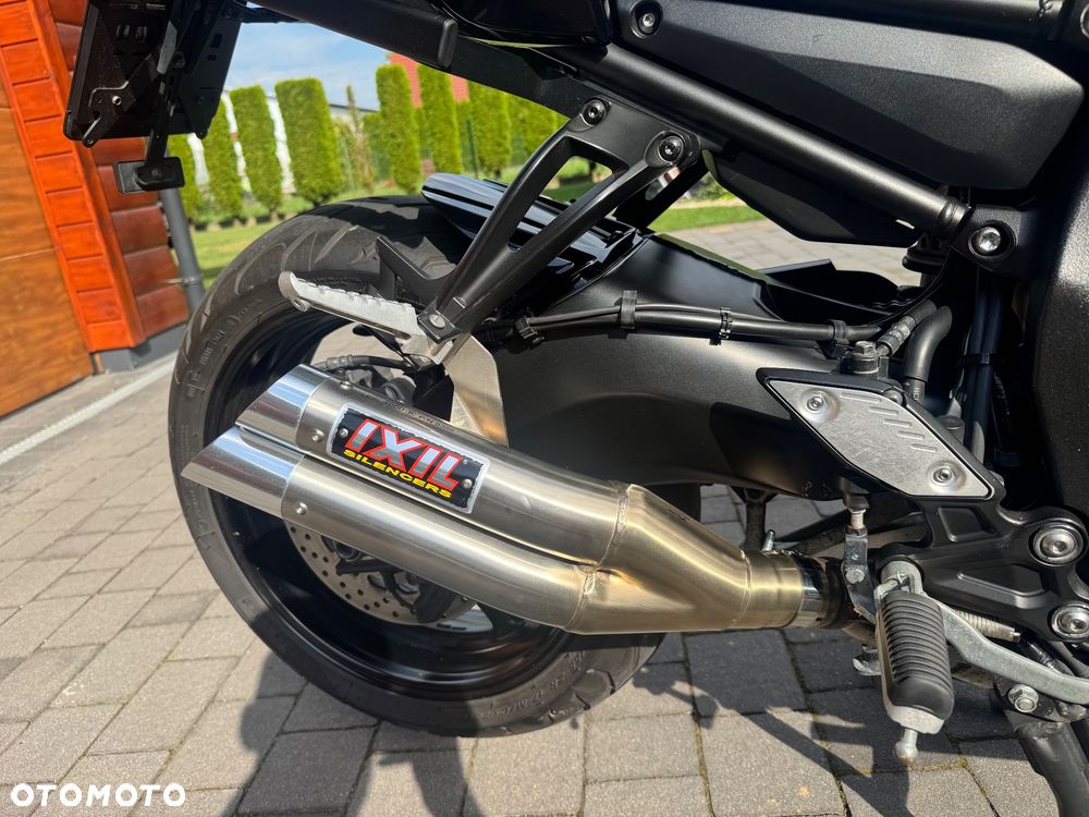 Yamaha FZ8 - 14