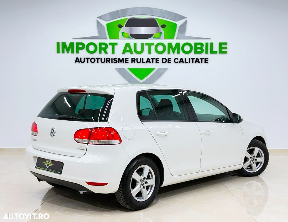 Volkswagen Golf 1.6 TDI DPF BlueMotion Technology move - 12