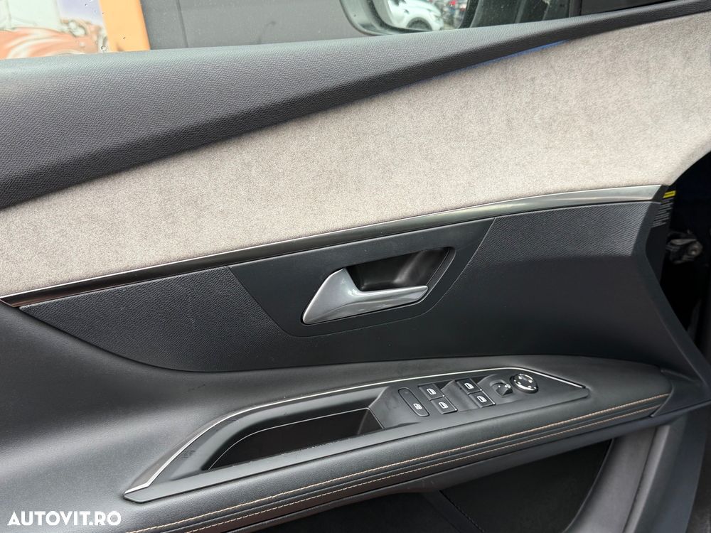 Peugeot 3008 1.5 BlueHDI 130 S&S EAT8 GT Pack - 25