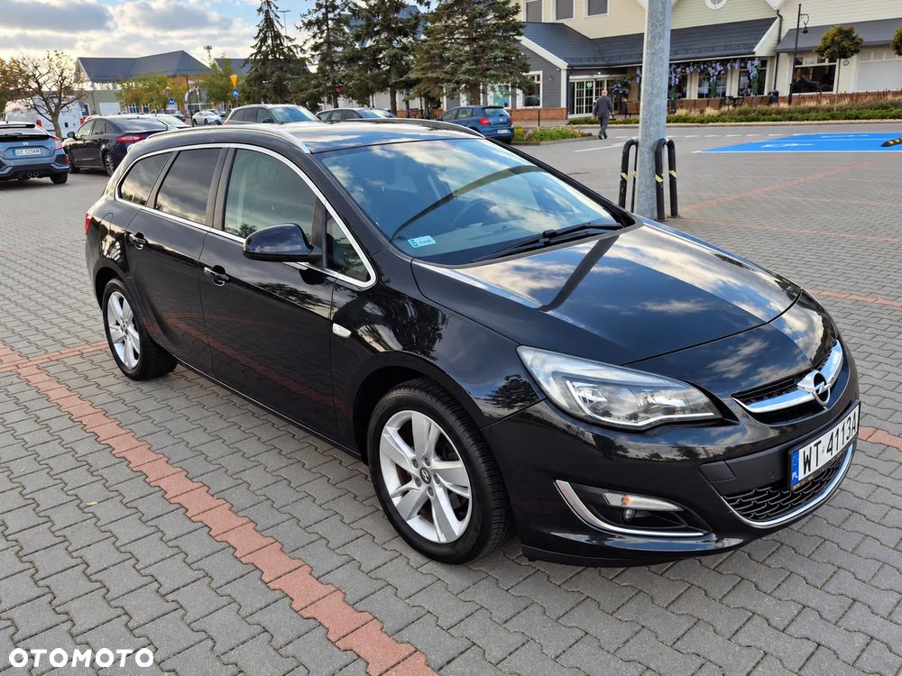 Opel Astra 2013 photo 3