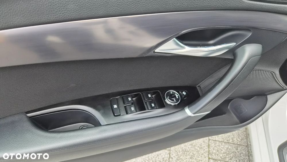 Hyundai i40 2.0 Premium - 25