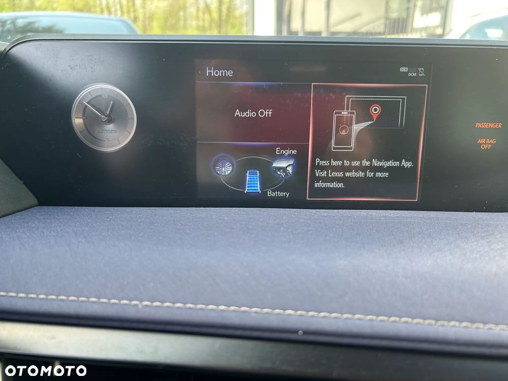 Lexus UX 250h Elegance AWD - 10