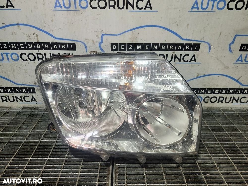 Far Dreapta Dacia Duster 2010 - 2013 SUV 4 Usi (1205) Fara xenon - 1