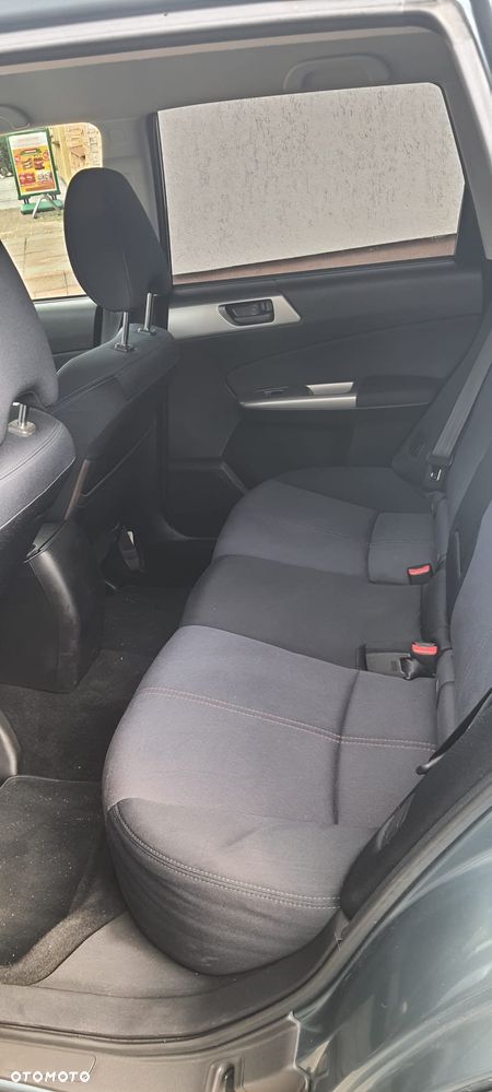 Subaru Forester 2.0D VR 000 - 9